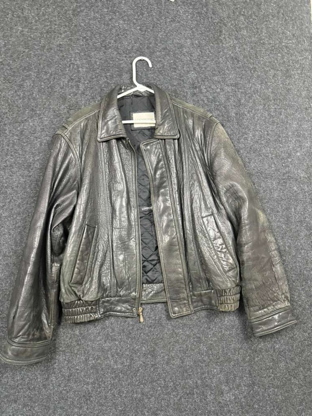 London Fog Men's Black Leather Bomber Jacket Size L Vintage